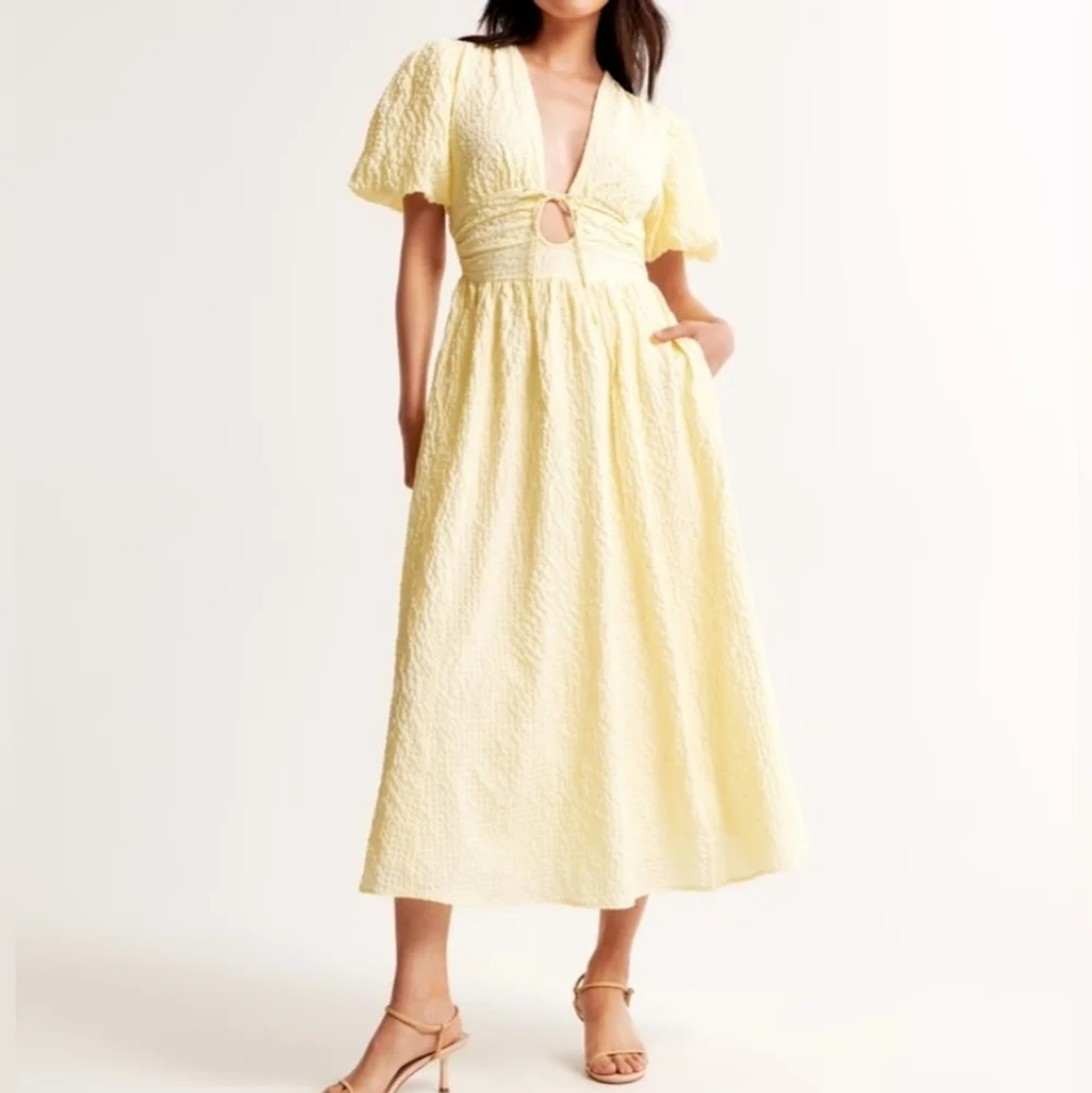 Abercrombie & Fitch Tie Front Puff Sleeve Textured Maxi Dress